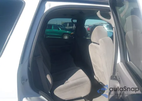 2005 Chevrolet Tahoe Ls z USA, uszkodzony, nr VIN 1GNEK13V55R144361